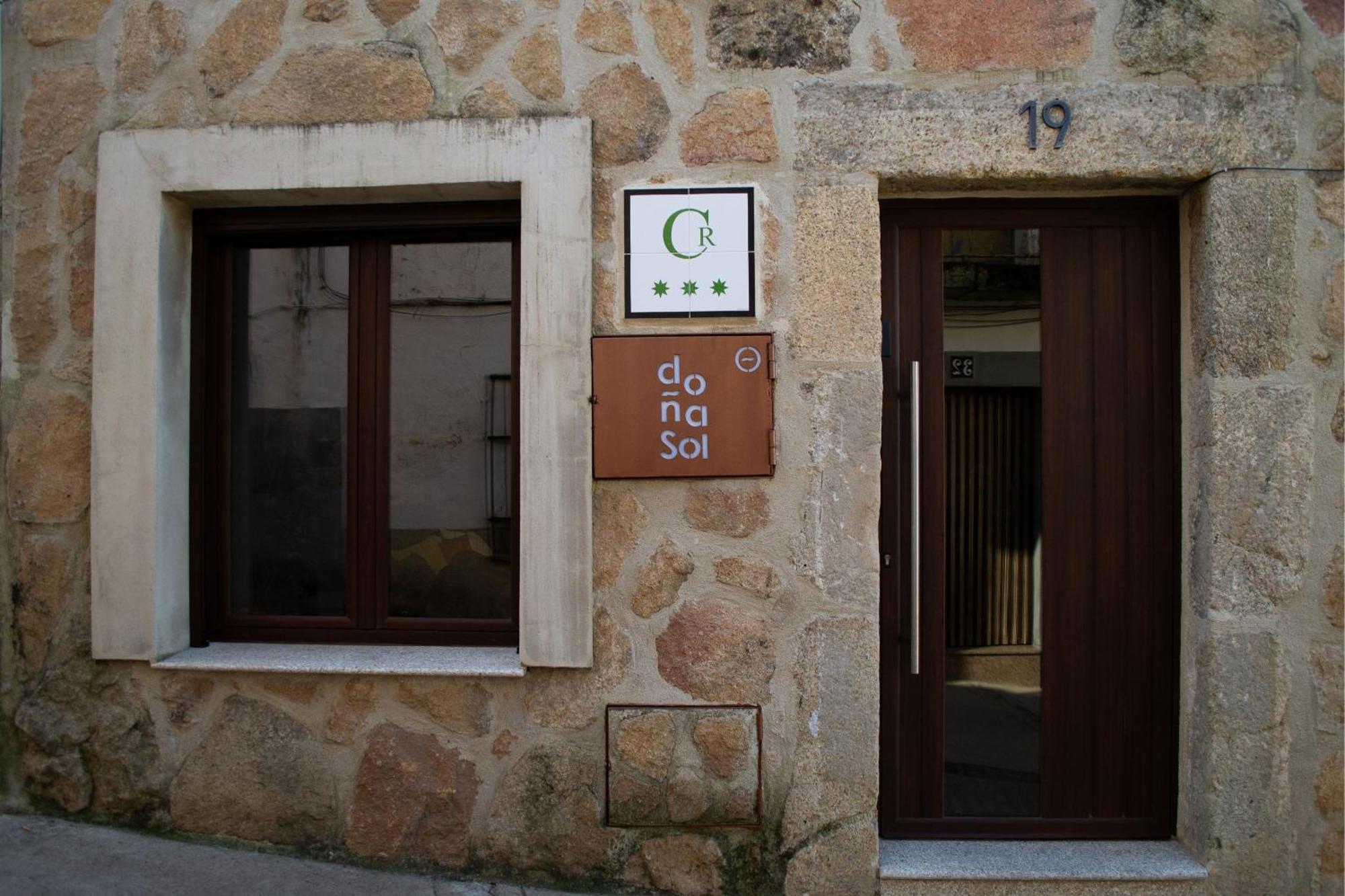 Casa Rural Dona Sol Montánchez Dış mekan fotoğraf